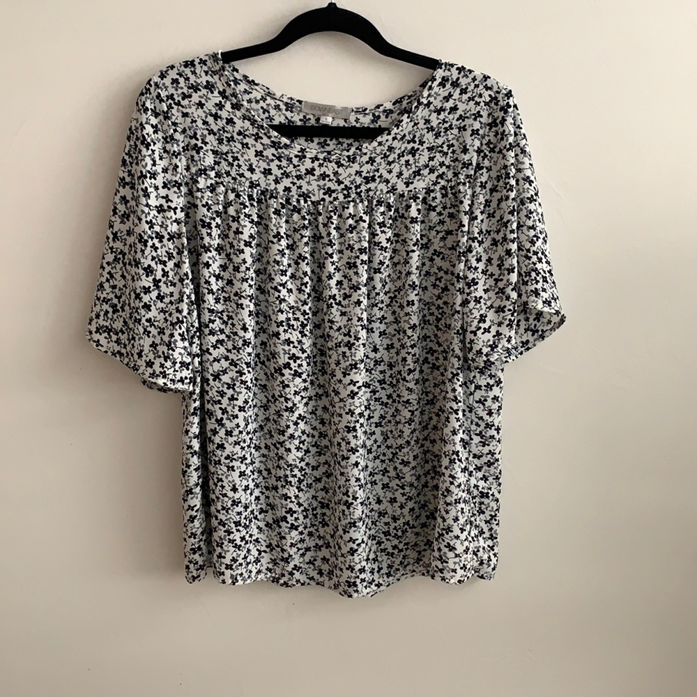 Baby doll flower patterned blouse